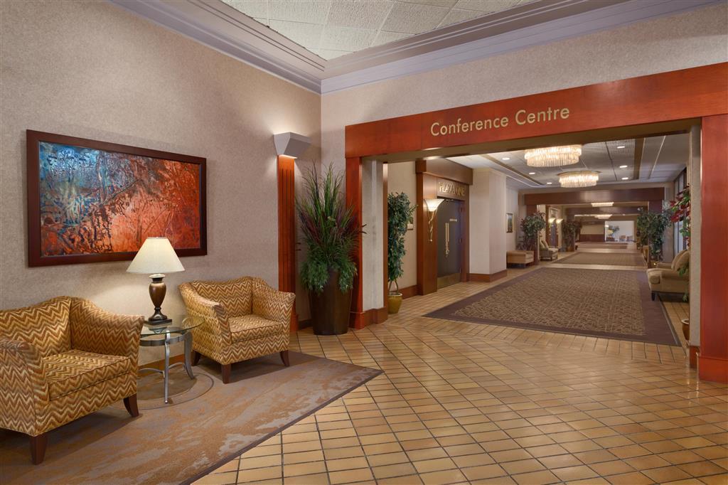 Best Western Premier Calgary Plaza Hotel & Conference Centre Interior photo